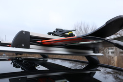 Bagażnik na narty AMOS Ski Lock 3 Silver aluminium 3 pary nart 2 deski