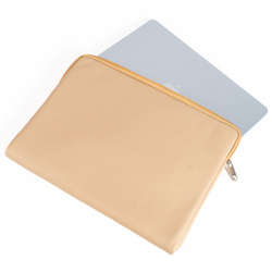 Eleganckie etui Baltan Zip Crocodilo beżowe do MacBook Air 13 M2