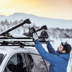 Bagażnik na narty Thule SnowPack Extender Silver aluminium 5 par nart 2 deski