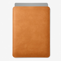 Eleganckie etui na MacBook 14 PRO M4 ze skóry naturalnej Baltan Sleeve brąz
