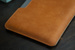 Eleganckie etui na MacBook Air 13 M2 ze skóry naturalnej Baltan Razor brąz