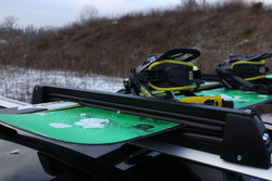 Bagażnik na narty Amos Ski Lock 5 Black aluminium 5 pary nart 4 deski / FERIE2026