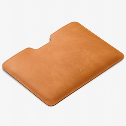 Eleganckie etui na MacBook Air 13 M2 ze skóry naturalnej Baltan Razor brąz