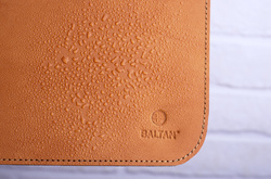 Elegancka podkładka pod myszkę na biurko ze skóry Baltan M 30x30 cm brązowa
