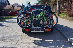 Zestaw Bagażnik rowerowy na hak Amos Tytan 3 rowery 7PIN 75KG + Wieszak na hak