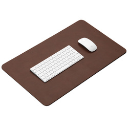 Elegancka mata na biurko podkładka pod myszkę ze skóry Baltan L 60x35 cm ciemny brąz