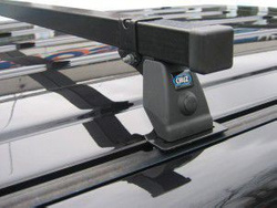 Bagażnik Cruz 35x35x1,5 923-302 Mercedes Vito 1996-2003