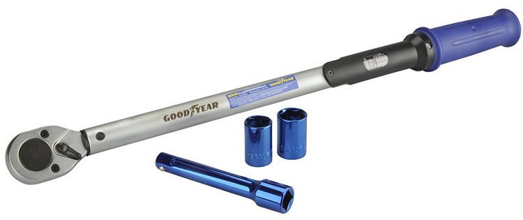 Klucz dynamometryczny Goodyear 42-210 Nm profesjonalny + 2 nasadki