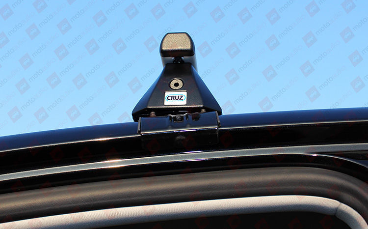 Bagażnik na dach Cruz AT108 Peugeot 206 5-dr Hatchback od 1998 r.